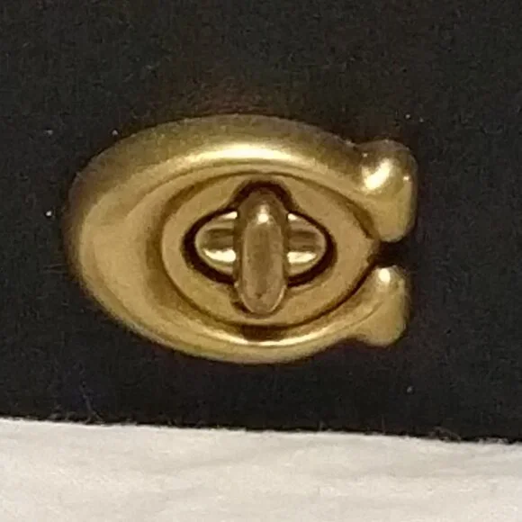 COACH SADDLE BELT BAG in supple black leather - Picture 2 of 16